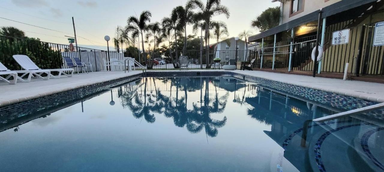 Sunny Palms Inn Lake Worth Beach Eksteriør bilde